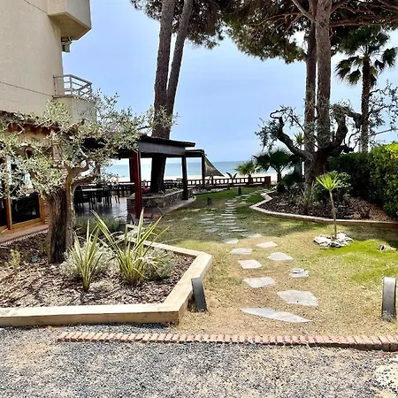 Apartbeach Tucan Vistas Playa Y Climaticado Apartamento *